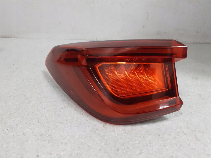 Rückleuchte Seat Leon 5FA945207C Ein Stück (Rechts oder Links) Rearlight RUK7698969109ql