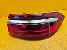 Laden Sie das Bild in den Galerie-Viewer, Rückleuchte Audi A8 D5 4N0945208M Rechts Rearlight RUK7729155891jx