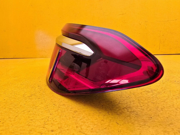 Rückleuchte Audi A8 D5 4N0945208M Rechts Rearlight RUK7729155891jx