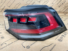 Laden Sie das Bild in den Galerie-Viewer, Rückleuchte VW Golf VIII 5H0945208D Rechts Rearlight RUK7747187530uh