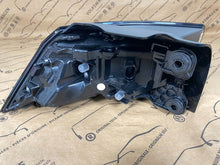 Laden Sie das Bild in den Galerie-Viewer, Rückleuchte VW Golf VIII 5H0945208D Rechts Rearlight RUK7747187530uh