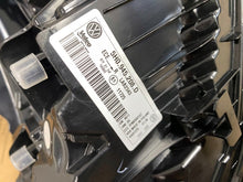 Laden Sie das Bild in den Galerie-Viewer, Rückleuchte VW Golf VIII 5H0945208D Rechts Rearlight RUK7747187530uh