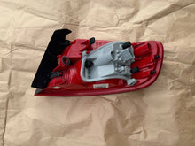 Laden Sie das Bild in den Galerie-Viewer, Rückleuchte Audi A4 8K9945095B Links Rearlight RUK7763303655sz