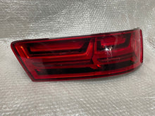 Load image into Gallery viewer, Rückleuchte Audi Q7 4M0945094C Rechts Rearlight RUK7783369756tm