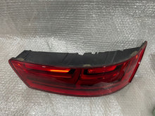 Load image into Gallery viewer, Rückleuchte Audi Q7 4M0945094C Rechts Rearlight RUK7783369756tm