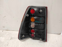 Laden Sie das Bild in den Galerie-Viewer, Rückleuchte Mercedes-Benz W124 Rechts Rearlight RUK7836618271oq