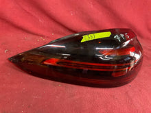 Laden Sie das Bild in den Galerie-Viewer, Rückleuchte Porsche Cayenne 7P5945207C LED Links Rearlight RUK7876422070tk