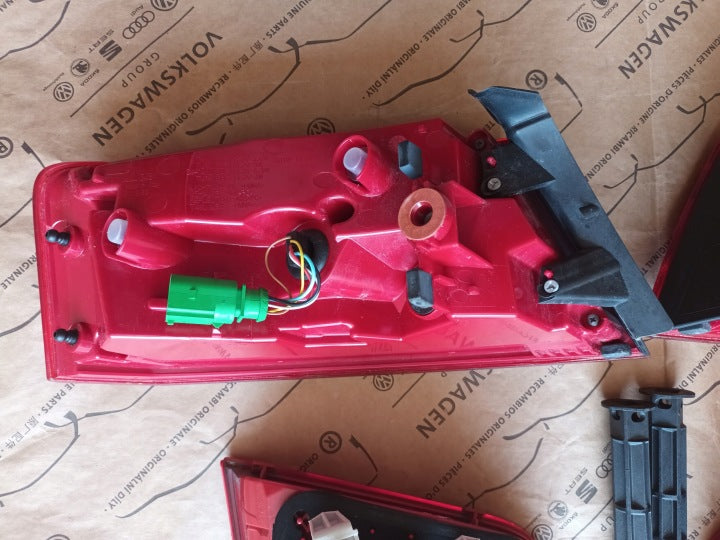 Rückleuchte Audi A5 8T0945093C 8T0945094C Ein Satz Rearlight RUK7913238197hv