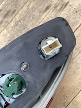 Laden Sie das Bild in den Galerie-Viewer, Rückleuchte BMW X5 E53 Links Rearlight RUK7948546053tx