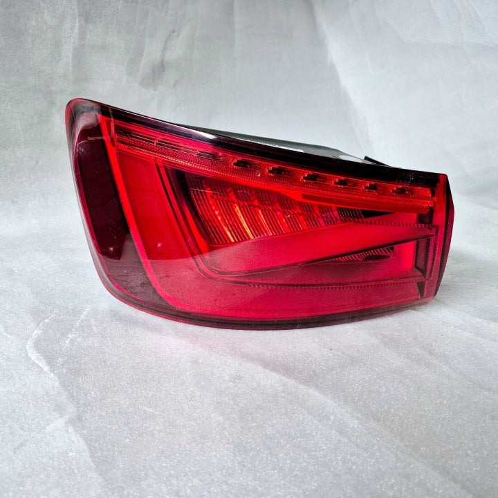 Rückleuchte Audi A3 8V5945095A LED Links Rearlight RUK7961548342pt