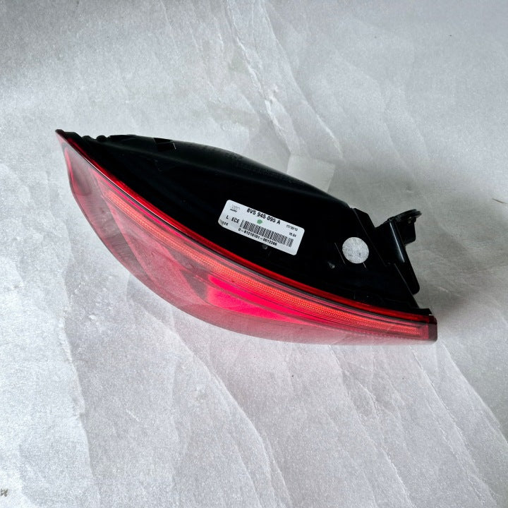 Rückleuchte Audi A3 8V5945095A LED Links Rearlight RUK7961548342pt