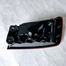 Load image into Gallery viewer, Rückleuchte Audi A3 8V5945095A LED Links Rearlight RUK7961548342pt