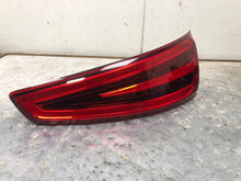 Laden Sie das Bild in den Galerie-Viewer, Rückleuchte Audi Q3 8U0945094H Rechts Rearlight RUK7970984322nk