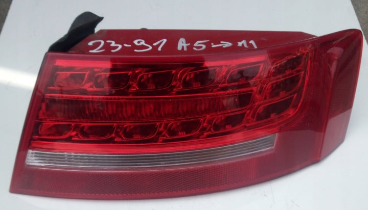 Rückleuchte Audi Coupe 8T0945096D LED Rechts Rearlight RUK8141085420kd