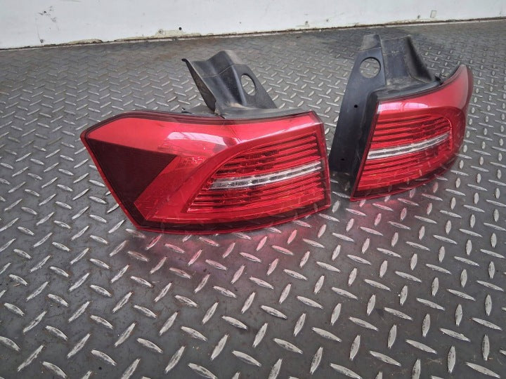Rückleuchte VW Passat B8 3G9945207F Ein Satz Rearlight RUK8245523628so