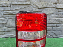 Laden Sie das Bild in den Galerie-Viewer, Rückleuchte VW Caddy 2K0945112C Rechts Rearlight RUK8289378748li