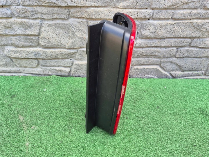 Rückleuchte VW Caddy 2K0945112C Rechts Rearlight RUK8289378748li