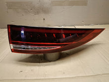 Laden Sie das Bild in den Galerie-Viewer, Rückleuchte Jaguar Xe JX6313405AC Links Rearlight RUK8310206628tl