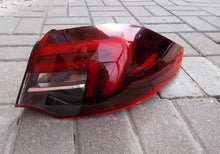Laden Sie das Bild in den Galerie-Viewer, Rückleuchte Opel Insignia B 13460198 Rechts Rearlight RUK8324603285cm