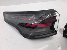 Laden Sie das Bild in den Galerie-Viewer, Rückleuchte VW Tiguan 571945207B Ein Satz Rearlight RUK8337259257ql