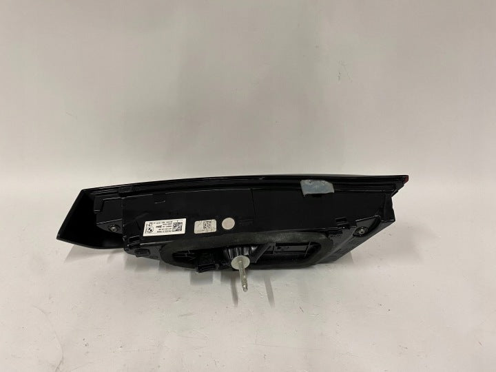 Rückleuchte BMW 1 788884704 Links Rearlight RUK8352319693tc