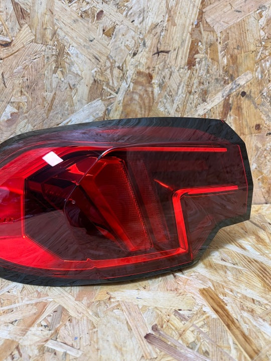 Rückleuchte BMW 1 5A36167 5A36168 Ein Stück (Rechts oder Links) Rearlight RUK8406286532cw
