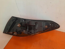 Laden Sie das Bild in den Galerie-Viewer, Rückleuchte Mercedes-Benz A2549065702 Links Rearlight RUK8472406737ty