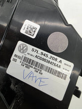 Laden Sie das Bild in den Galerie-Viewer, Rückleuchte VW 57L945208A Rechts Rearlight RUK8514613090kx