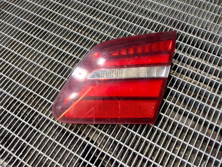 Rückleuchte Mercedes-Benz Rechts Rearlight RUK8550444891uq