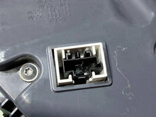 Laden Sie das Bild in den Galerie-Viewer, Rückleuchte Mercedes-Benz Rechts Rearlight RUK8550444891uq