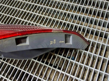Laden Sie das Bild in den Galerie-Viewer, Rückleuchte Mercedes-Benz Rechts Rearlight RUK8550444891uq