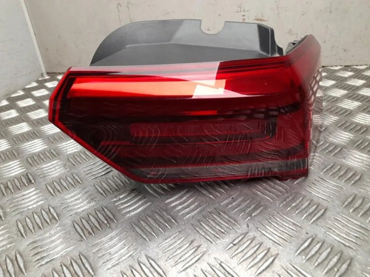 Rückleuchte VW 10A945096B Rechts Rearlight RUK8710807028ft