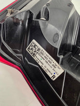 Laden Sie das Bild in den Galerie-Viewer, Rückleuchte Audi A6 C8 4K5945092 Rechts Rearlight RUK8710815621mq