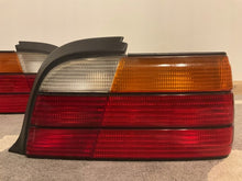 Load image into Gallery viewer, Rückleuchte BMW 3 E36 Coupe 295401 295402 Ein Satz Rearlight RUK8726939134xh