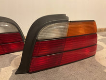 Load image into Gallery viewer, Rückleuchte BMW 3 E36 Coupe 295401 295402 Ein Satz Rearlight RUK8726939134xh