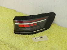 Laden Sie das Bild in den Galerie-Viewer, Rückleuchte VW Passat 3J0945208 Rechts Rearlight RUK8739742584nj