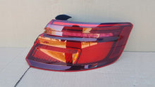 Load image into Gallery viewer, Rückleuchte Audi A3 8V4945092 LED Rechts Rearlight RUK8742299927dv