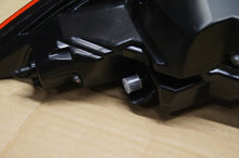 Laden Sie das Bild in den Galerie-Viewer, Rückleuchte Audi E-Tron Etron 89D945091 Links Rearlight RUK8830940891ze