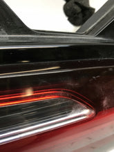 Laden Sie das Bild in den Galerie-Viewer, Rückleuchte Mazda Cx60 Cx-60 8448771600 LED Rechts Rearlight RUK8838905843eu