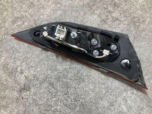 Laden Sie das Bild in den Galerie-Viewer, Rückleuchte Mercedes-Benz Sprinter 2-T A1189066400 Rechts Rearlight RUK8866522184fz