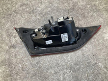 Laden Sie das Bild in den Galerie-Viewer, Rückleuchte Mercedes-Benz Sprinter 2-T A1189066400 Rechts Rearlight RUK8866522184fz