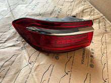 Load image into Gallery viewer, Rückleuchte Audi A8 D5 4N0945091B Links Rearlight RUK8907315760bc