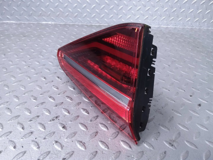 Rückleuchte VW Passat B8 561945307C Links Rearlight RUK8936957743uu