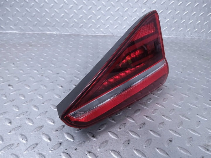 Rückleuchte VW Passat B8 561945307C Links Rearlight RUK8936957743uu