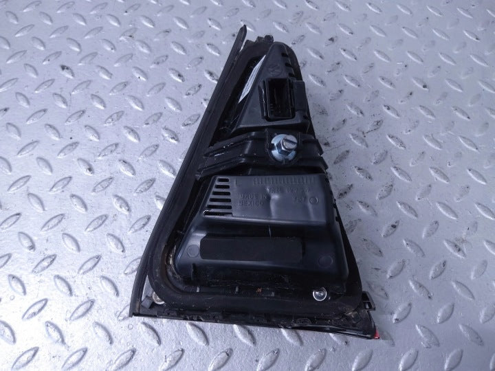 Rückleuchte VW Passat B8 561945307C Links Rearlight RUK8936957743uu
