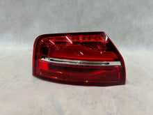 Laden Sie das Bild in den Galerie-Viewer, Rückleuchte Audi A8 4H0945095K Links Rearlight RUK8944099350zs