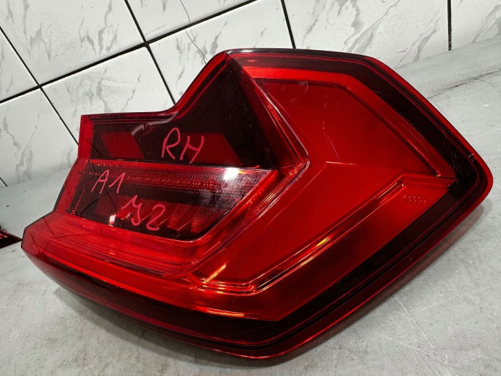 Rückleuchte Audi A1 82A945092C Rechts Rearlight RUK8968076500bb