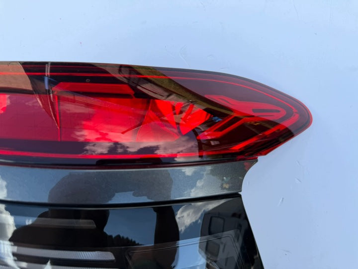 Rückleuchte Audi Q7 4MQ945092C Rechts Rearlight RUK8968872545sl