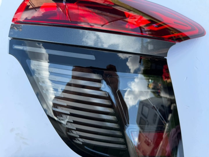 Rückleuchte Audi Q7 4MQ945092C Rechts Rearlight RUK8968872545sl