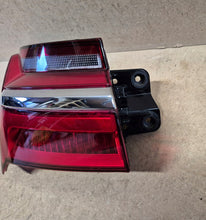 Laden Sie das Bild in den Galerie-Viewer, Rückleuchte Audi A6 C8 4K5945069 LED Ein Stück (Rechts oder Links) Rearlight RUK8998437600hf